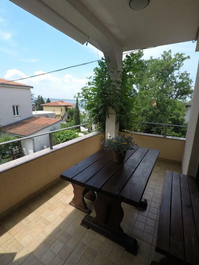 Apartman Stefanija Selce Zewnętrze zdjęcie