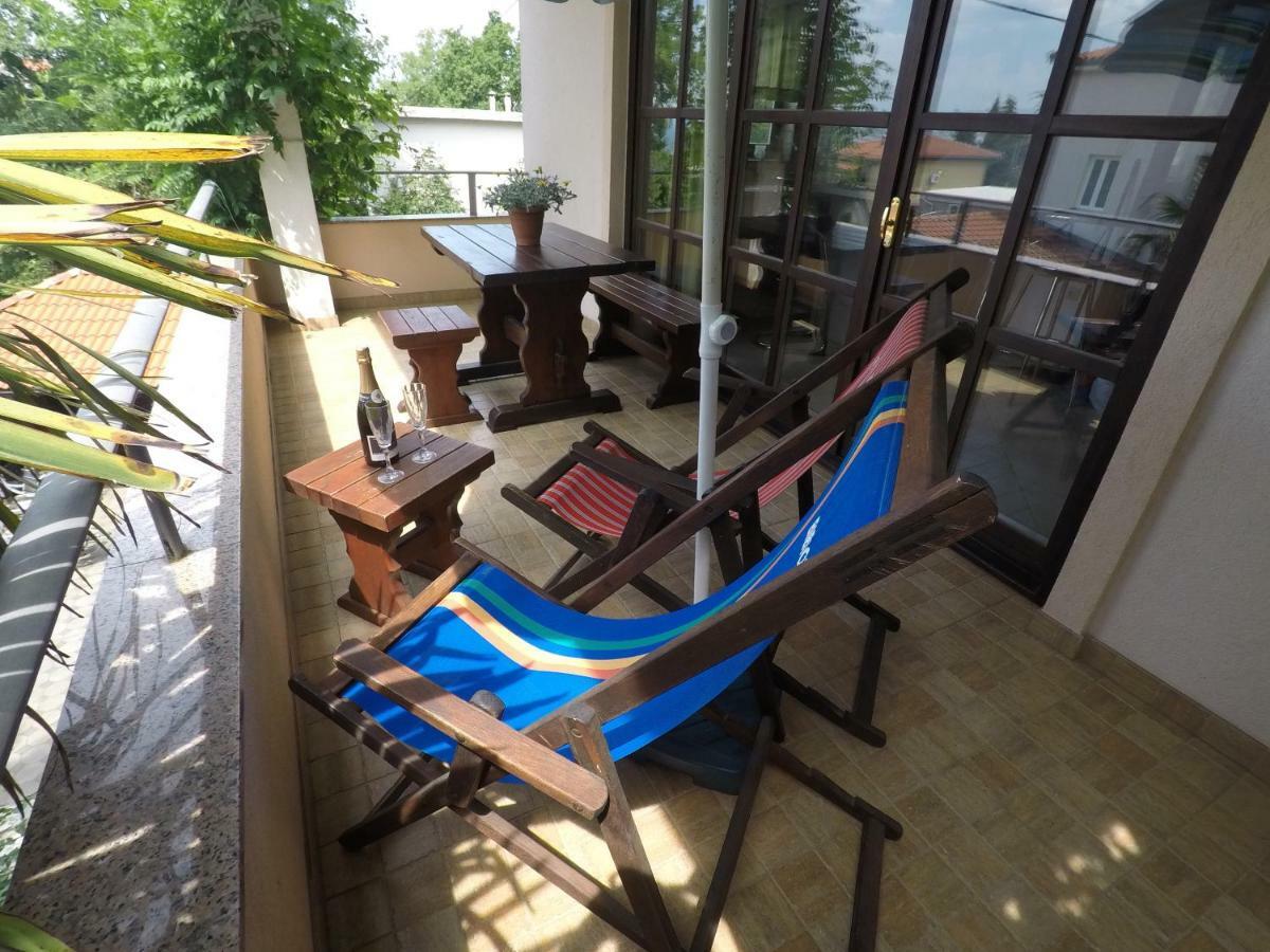 Apartman Stefanija Selce Zewnętrze zdjęcie